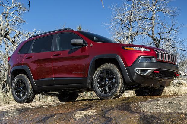 2018 Jeep Cherokee vs. 2018 Jeep Compass: What's the ...