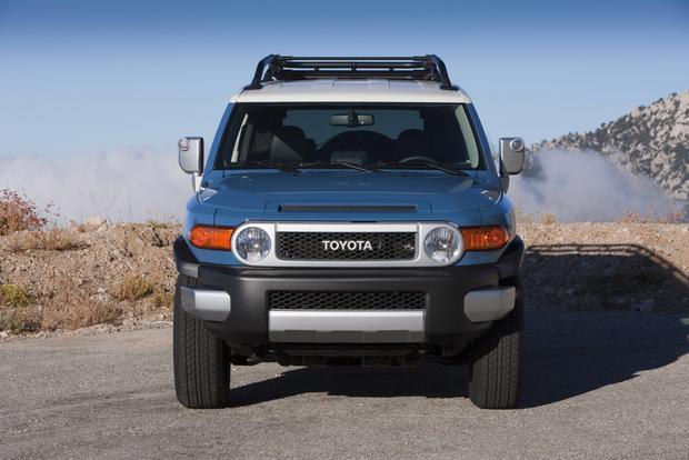 2014 Toyota Fj Cruiser New Car Review Autotrader