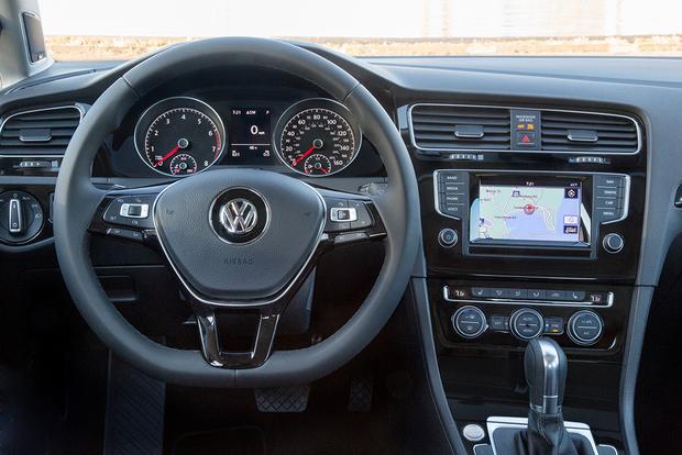 2015 Volkswagen Golf Vs 2015 Mazda3 Which Is Better