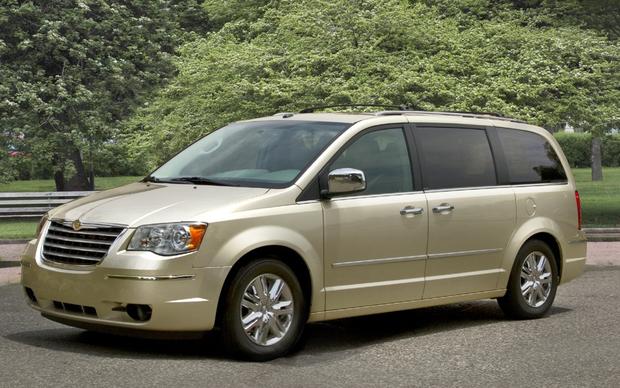 different types of minivans