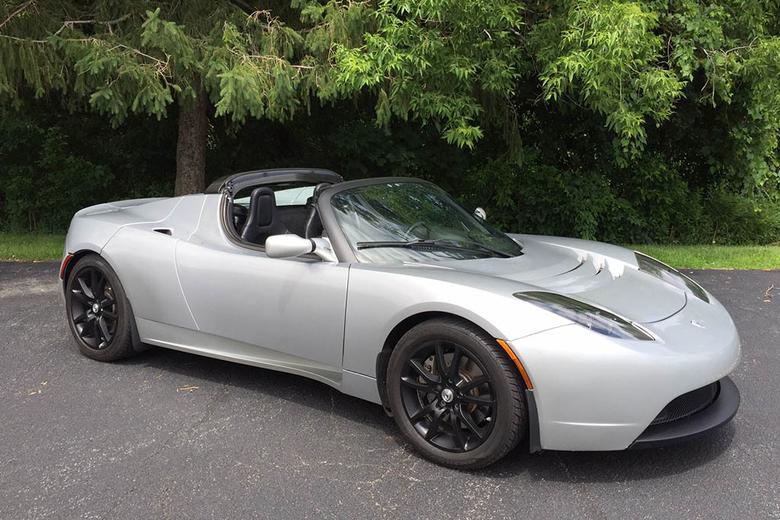 I Drove An Ultra Rare Tesla Roadster And It Was Amazing