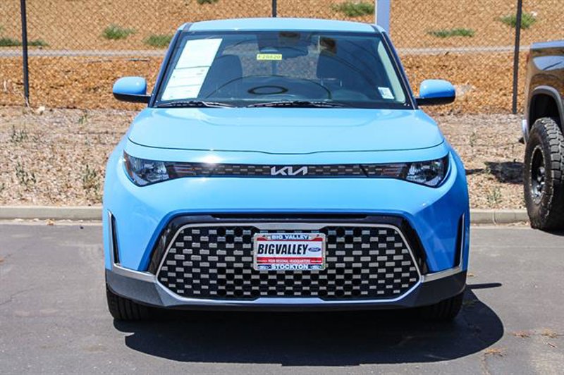 Used 2023 Kia Soul EX image 1