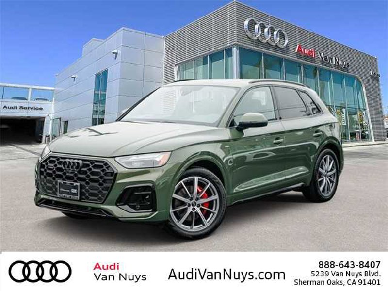 Certified 2025 Audi Q5 e Premium Plus image 1