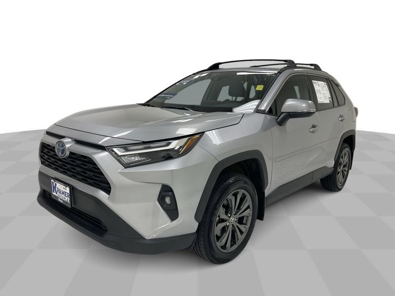 Used 2024 Toyota RAV4 XLE Premium image 1