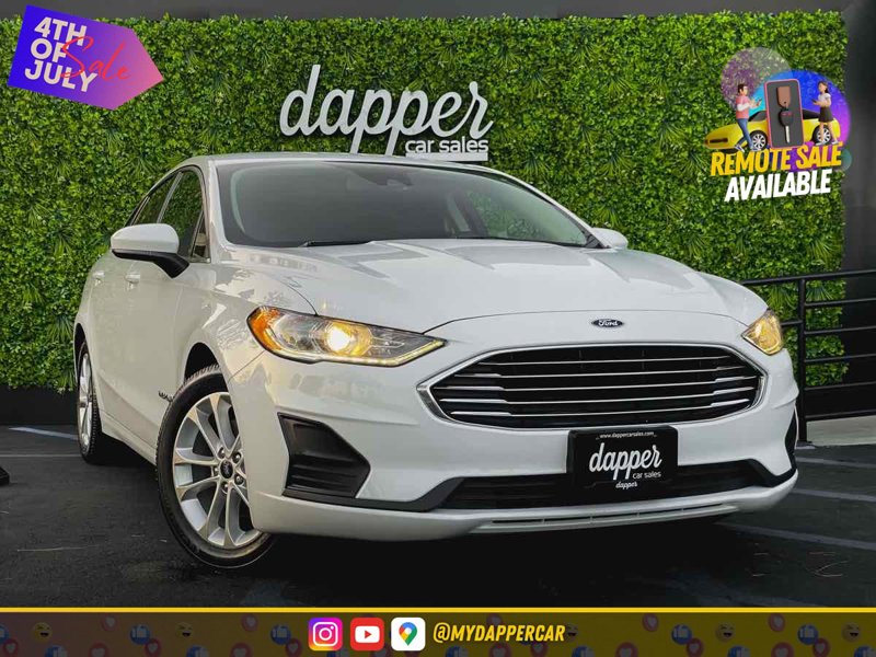 Used 2019 Ford Fusion SE image 1