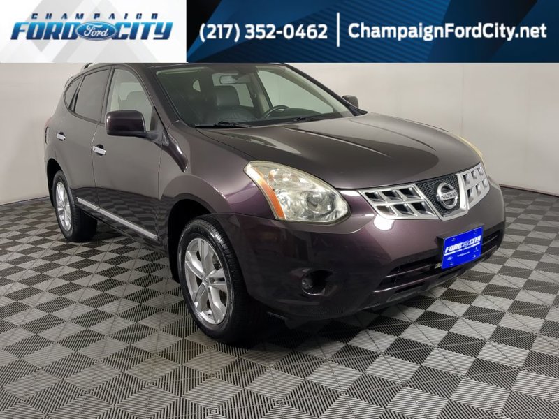 Used 2013 Nissan Rogue SV image 1