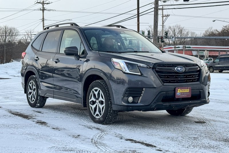 Certified 2022 Subaru Forester Premium image 1