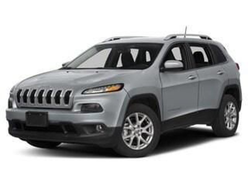 Used 2018 Jeep Cherokee Latitude w/ Cold Weather Group image 1