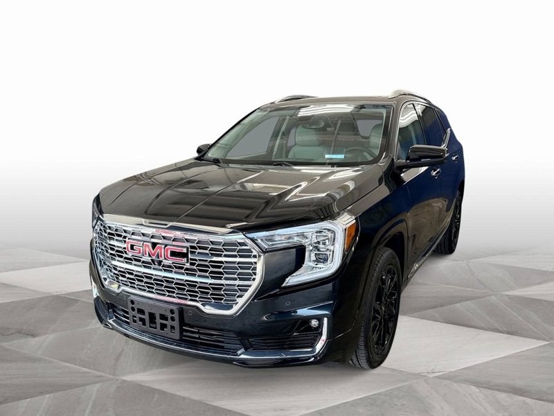 Used 2024 GMC Terrain Denali w/ Denali Premium Package image 1