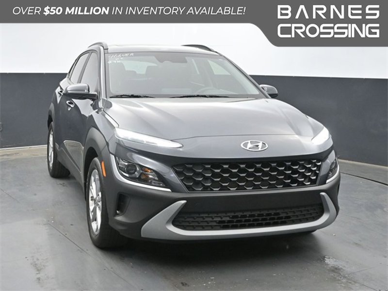 Certified 2022 Hyundai Kona SEL w/ Convenience Package image 1