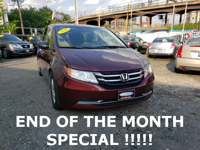 Used 2016 Honda Odyssey LX image 1