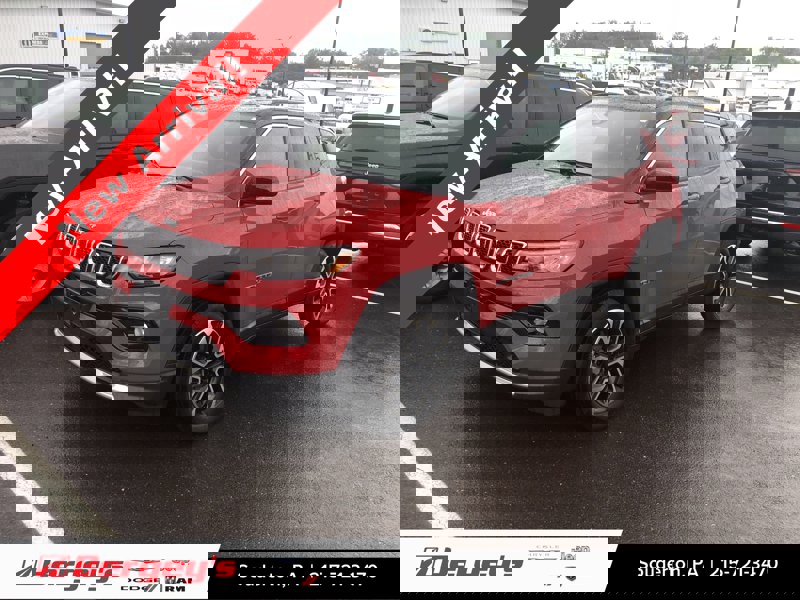 Certified 2023 Jeep Compass Limited image 1