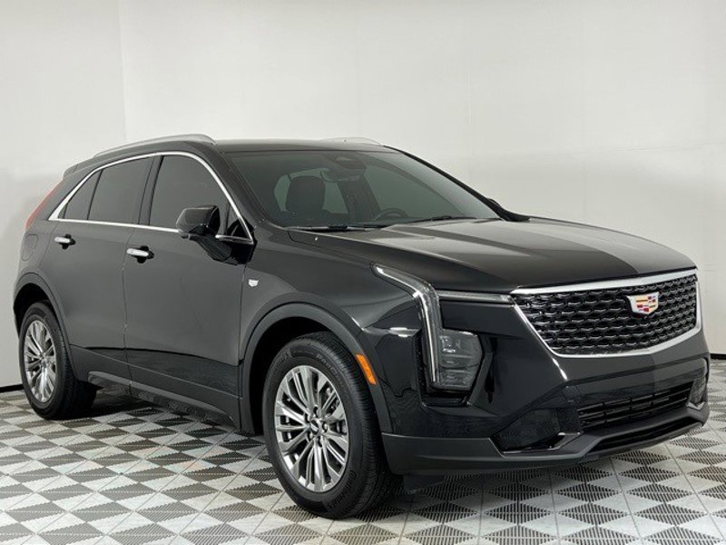 Certified 2024 Cadillac XT4 Premium Luxury w/ Active Safety Package image 1