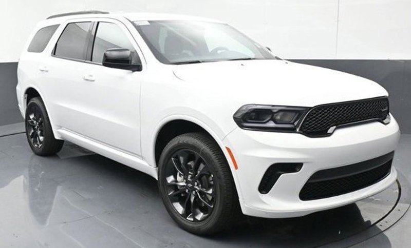 Used 2024 Dodge Durango SXT w/ SXT Blacktop Group image 1