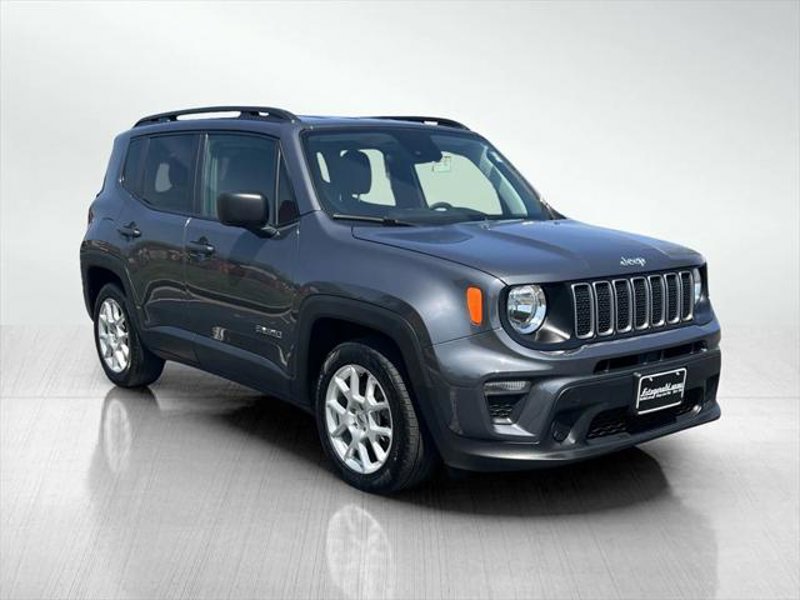 Certified 2022 Jeep Renegade Sport w/ Sport Appearance Group image 1