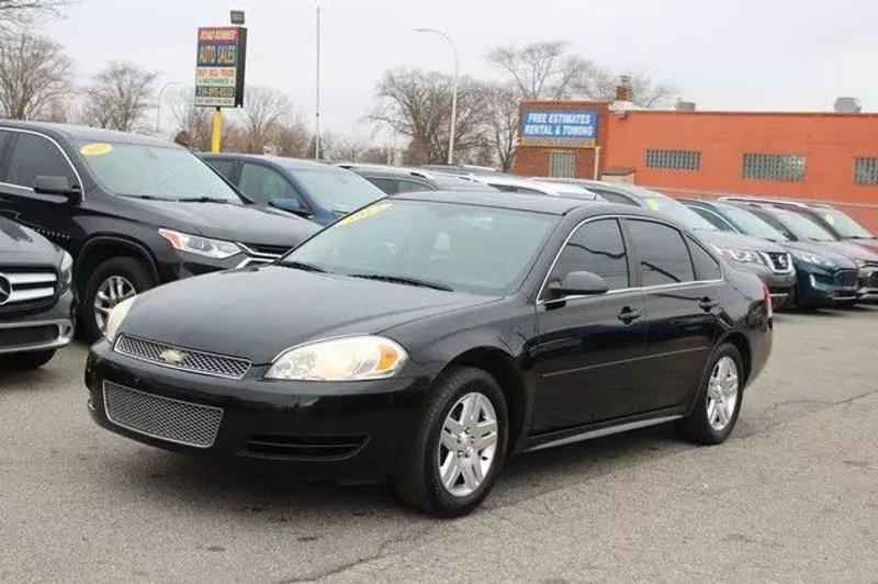 Used 2013 Chevrolet Impala LT w/ LT Sunroof Package image 1