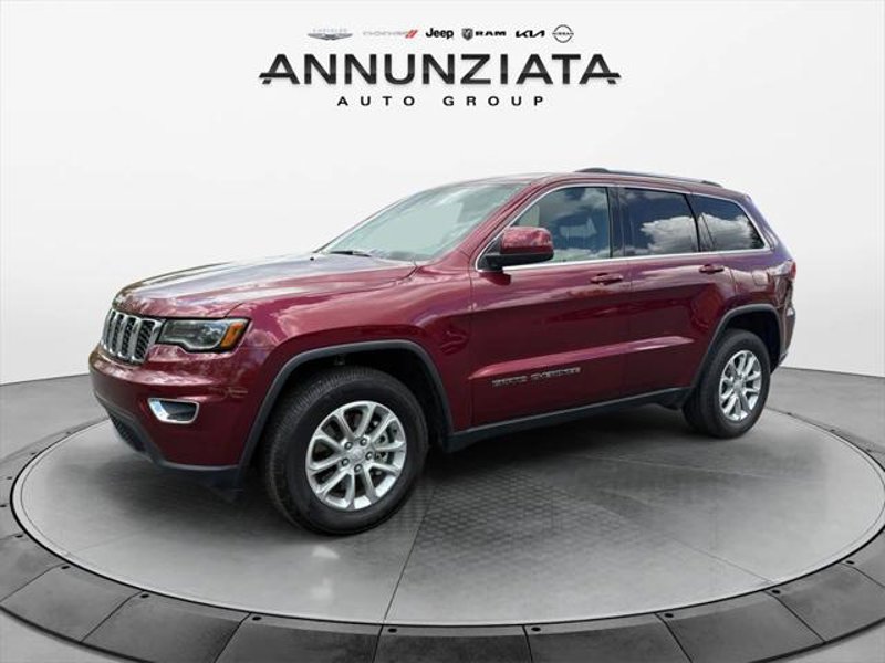 Certified 2021 Jeep Grand Cherokee Laredo X image 1