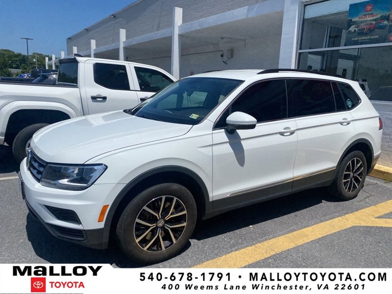 Used 2021 Volkswagen Tiguan SE image 1
