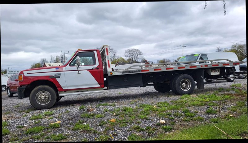Used 1990 Ford F450 2WD Regular Cab Super Duty image 1