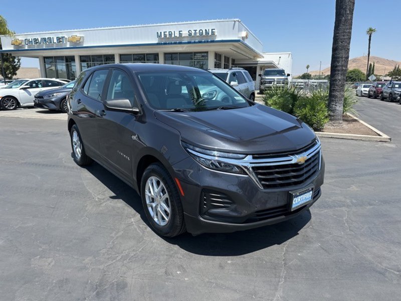Certified 2022 Chevrolet Equinox LS image 1