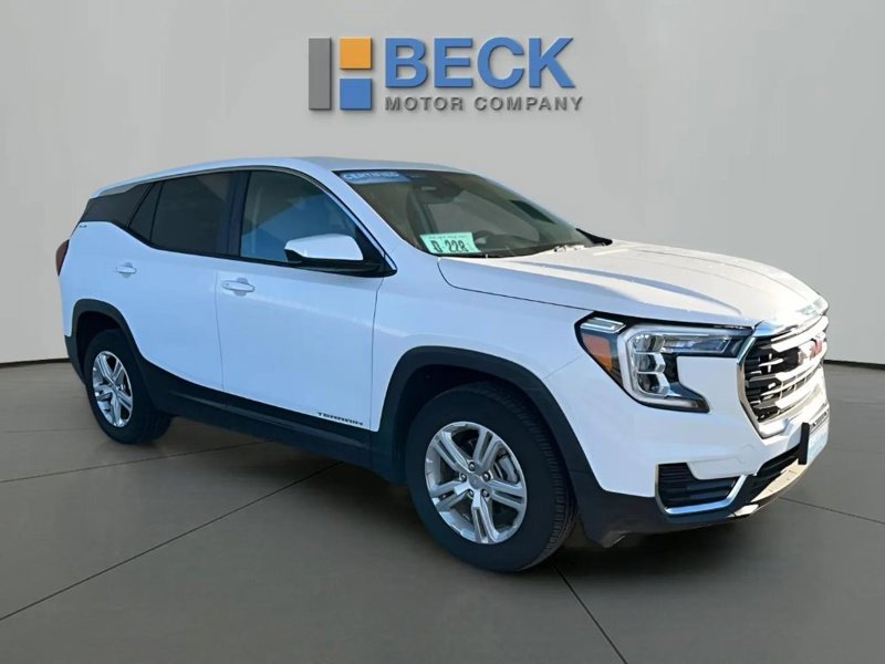 Certified 2024 GMC Terrain SLE image 1