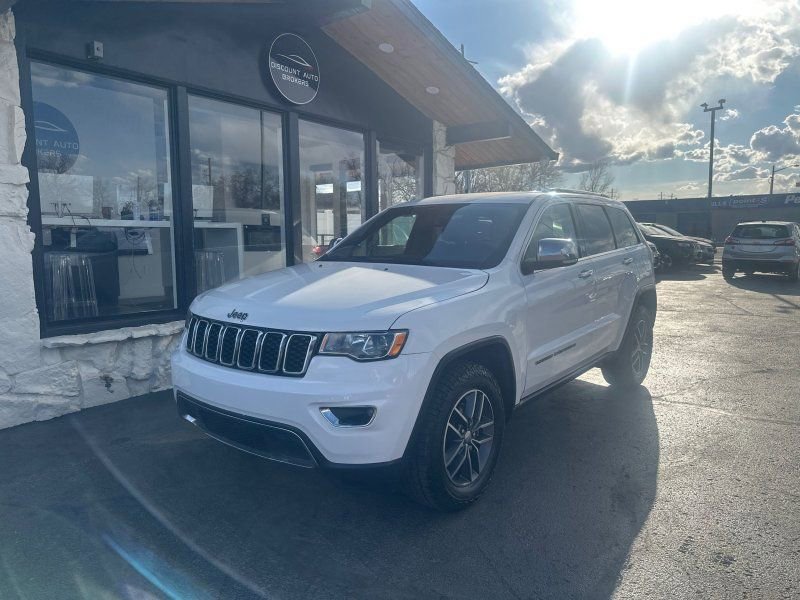 Used 2018 Jeep Grand Cherokee Limited image 1