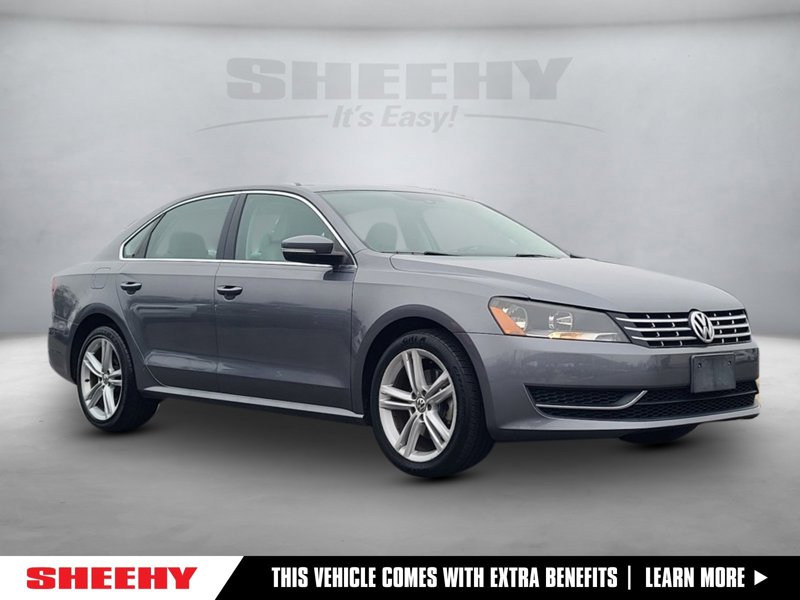 Used 2015 Volkswagen Passat TDI SE image 1