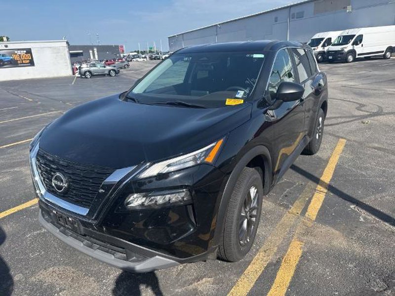 Certified 2023 Nissan Rogue S image 1
