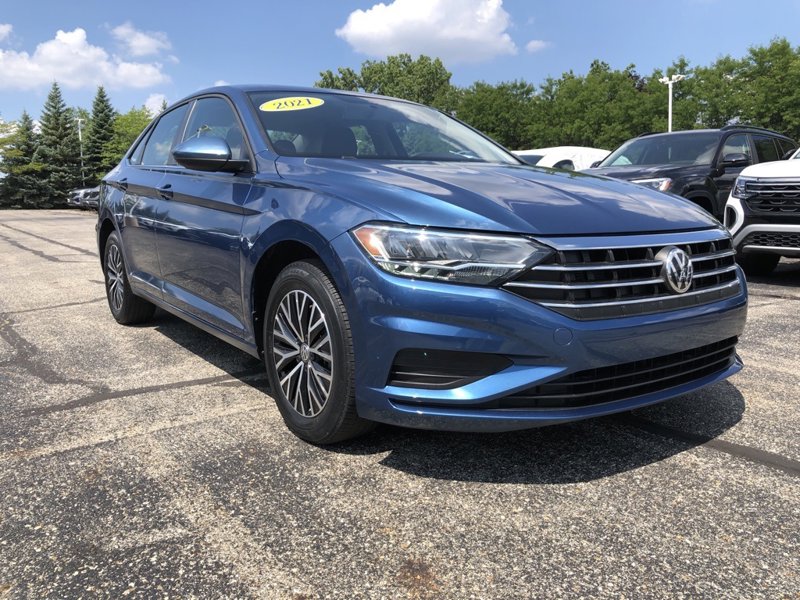 Used 2021 Volkswagen Jetta S w/ Driver Assistance Package image 1