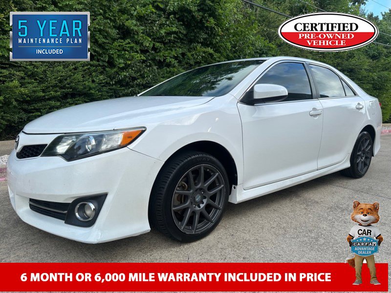 Used 2014 Toyota Camry SE image 1