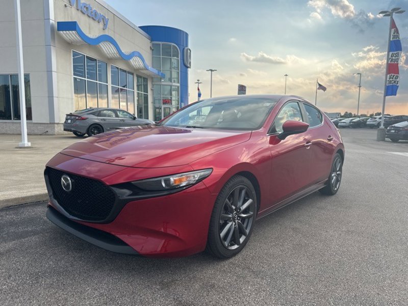 Used 2019 MAZDA MAZDA3 Hatchback image 1