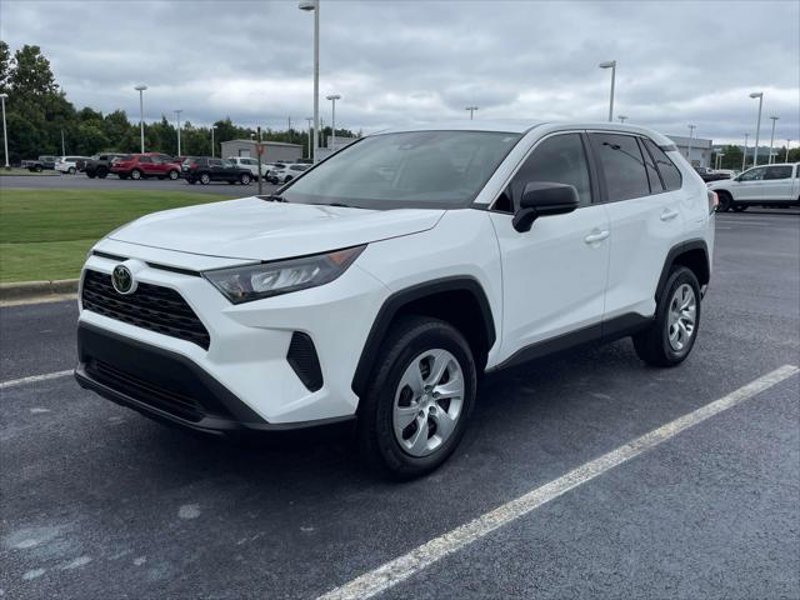 Certified 2022 Toyota RAV4 LE image 1