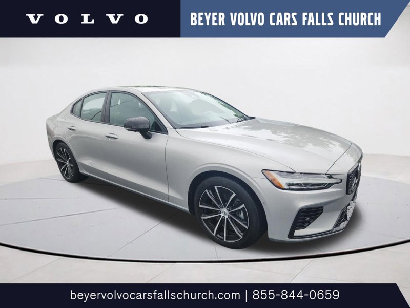 Certified 2023 Volvo S60 T8 Plus image 1