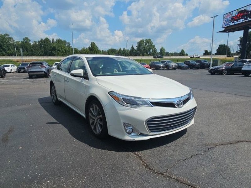 Used 2014 Toyota Avalon XLE Touring image 1