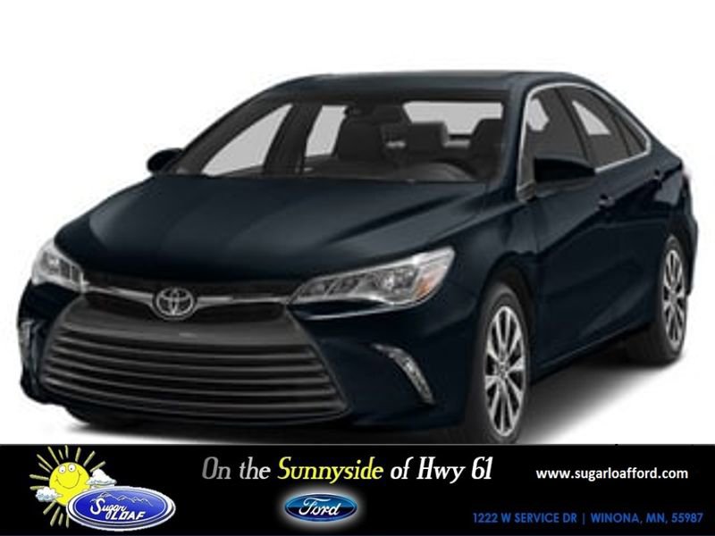 Used 2015 Toyota Camry LE image 1