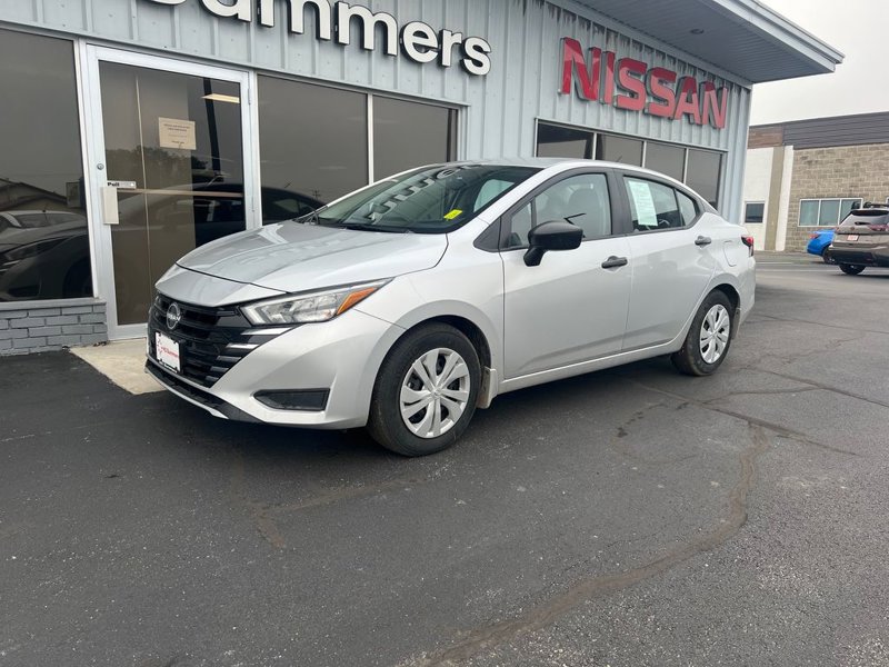 Certified 2025 Nissan Versa S w/ Trunk Package image 1