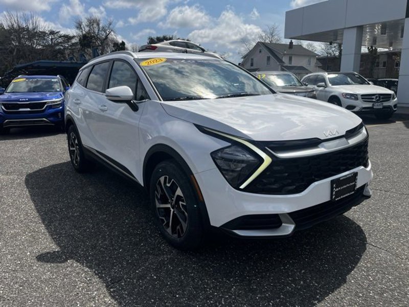 Certified 2023 Kia Sportage EX image 1