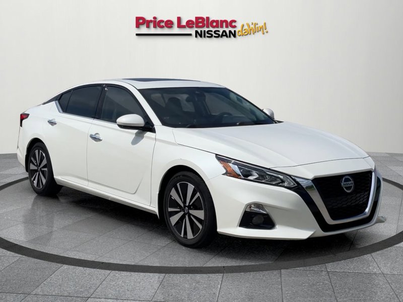 Used 2021 Nissan Altima 2.5 SL image 1