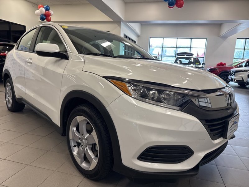 Certified 2022 Honda HR-V LX image 1