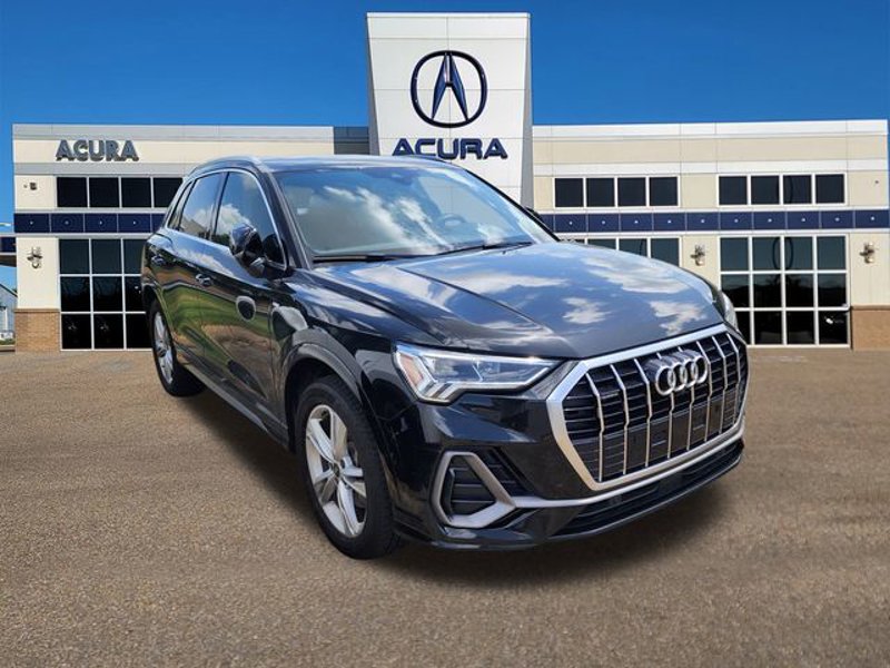 Used 2022 Audi Q3 2.0T Premium Plus w/ Premium Plus Package image 1