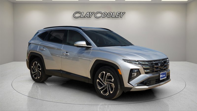 Certified 2025 Hyundai Tucson Limited image 1