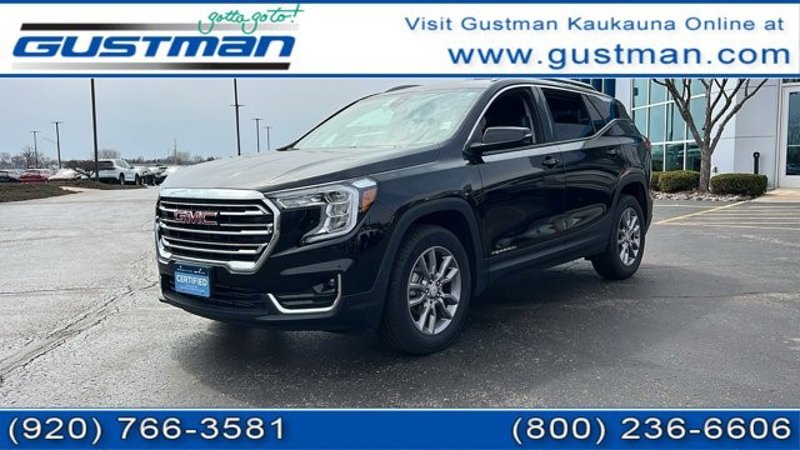 Certified 2024 GMC Terrain SLT image 1