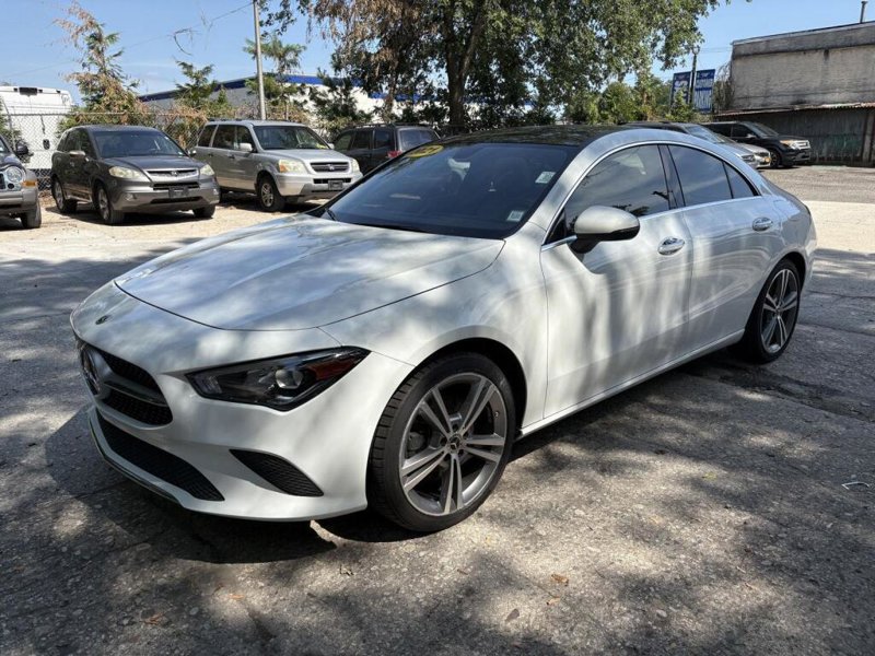 Used 2021 Mercedes-Benz CLA 250 4MATIC w/ Premium Package image 1