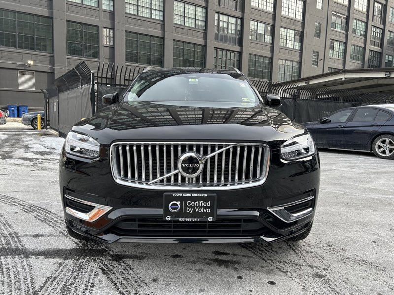 Certified 2024 Volvo XC90 B5 Plus image 1