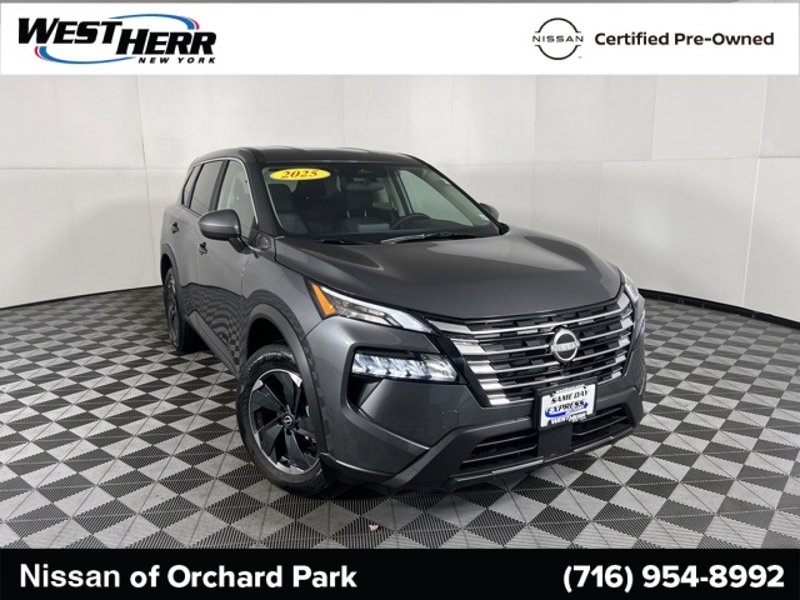 Certified 2025 Nissan Rogue SV image 1