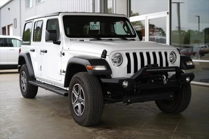 Certified 2023 Jeep Wrangler Unlimited Sport image 1