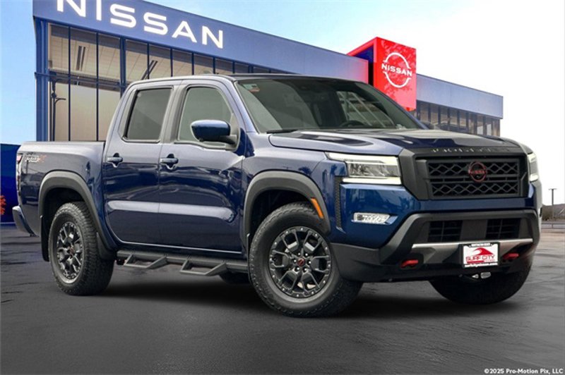 Certified 2022 Nissan Frontier Pro-X w/ Pro-X Premium Package image 1
