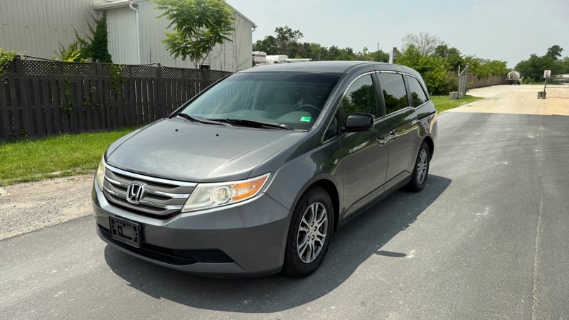 Used 2012 Honda Odyssey EX image 1