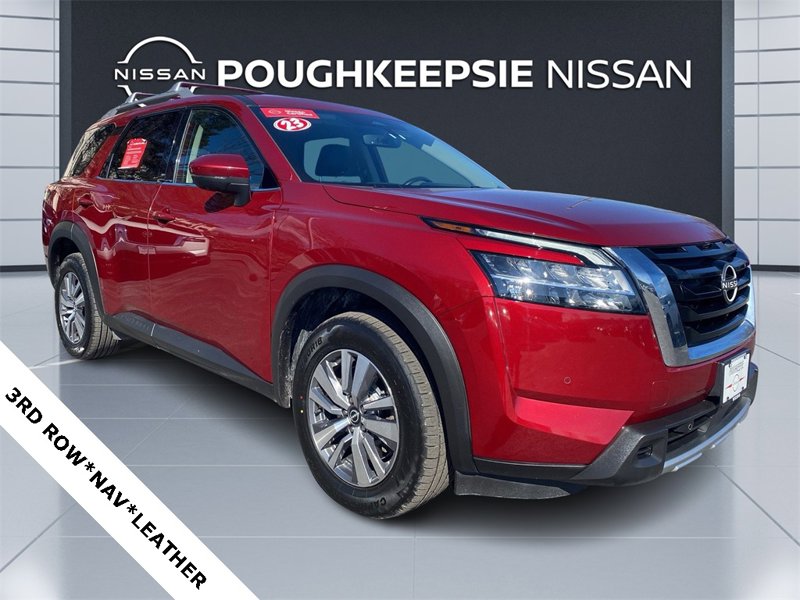 Certified 2023 Nissan Pathfinder SL image 1