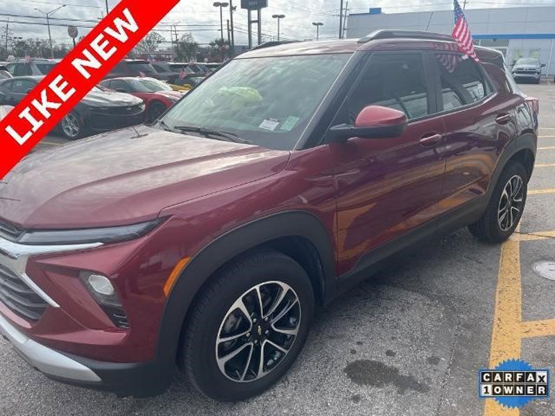Certified 2024 Chevrolet TrailBlazer LT w/ Driver Confidence Package image 1